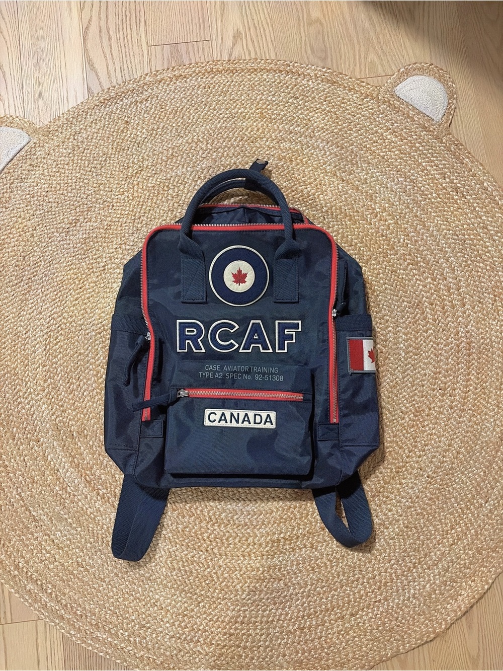 (NWOT)RCAF ROYAL CANADIAN AIR FORCE BACKPACK - DESIGNED IN CANADA